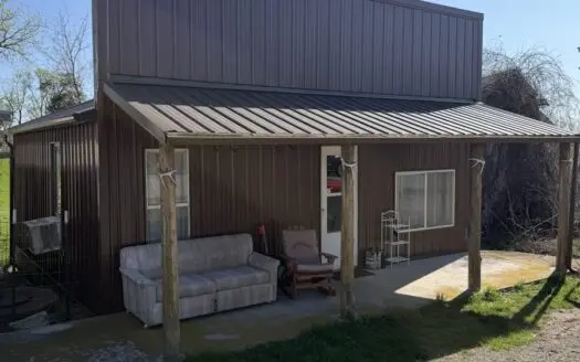 Hunting Cabin for Sale in Powersville, MO