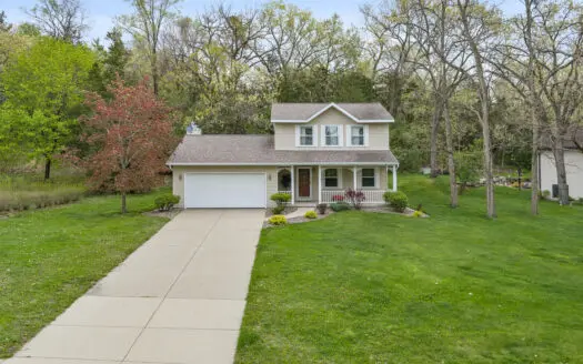 Attractive 2-story contemporary residence in Portage, Wisconsin