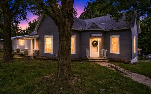 Home For Sale EL Dorado Springs, Cedar County, MO 64744