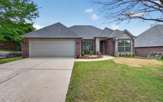Bixby, Oklahoma Home In Town For Sale