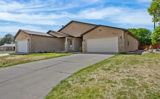 Ranch Style Townhome For Sale in North Grand Junction No Steps