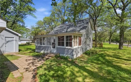 Charming Home Near the Lake in Big Lake MN