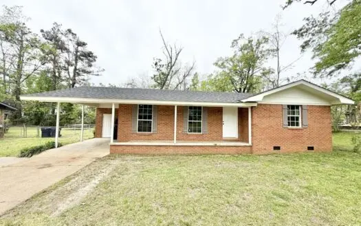 Beautiful Remodeled Home in Booneville For Sale