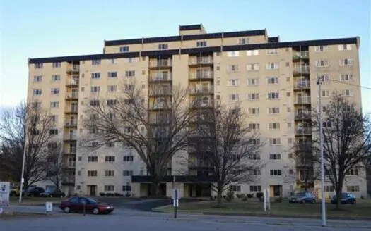 Luxurious Evansville East Side Condo