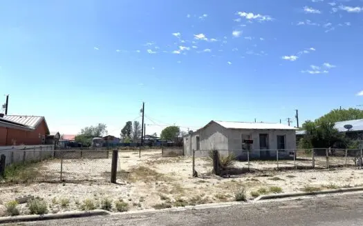 705 W Ryan  Investment Property 2 Residential Lots