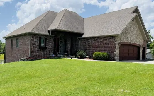 Spacious Home on 2.5 Acres with In-Ground Pool in Ava, MO