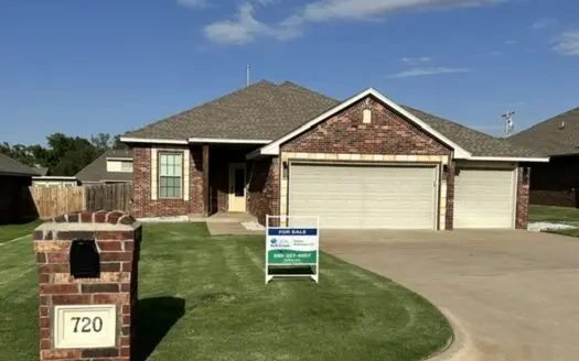 Fully Furnished Brick Home in Alva, OK