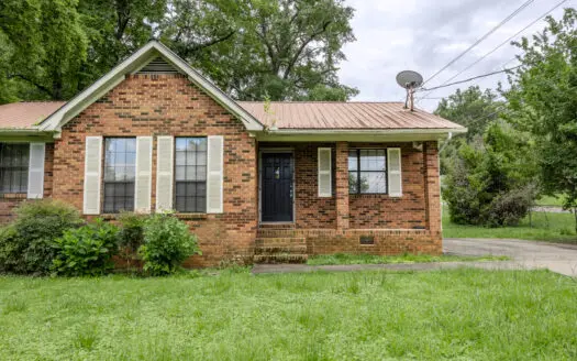 Charming 3-Bed, 2-Bath Jacksonville Gem