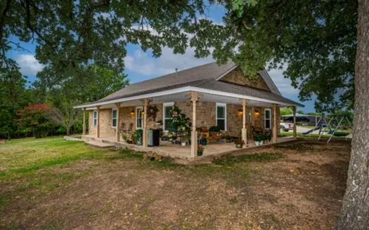 Home on Acreage For Sale in Ada, Oklahoma