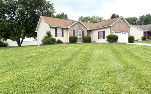 Beautiful 3 Bedroom Home for Sale in Farmington, Missouri
