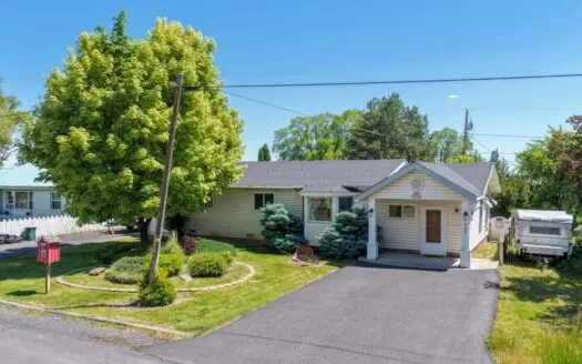 Eastern Oregon Three Bedroom Home Located in Burns