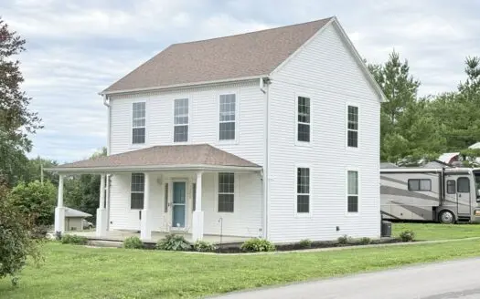 Large 2 Story Home in Northwest Missouri