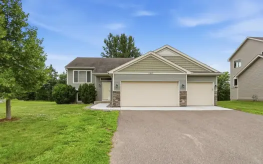 6 Bedroom Home For Sale in Otsego, MN