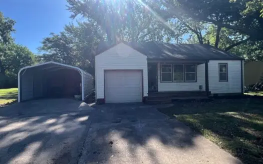 Move-In Ready Home for Sale in Yates Center, Kansas