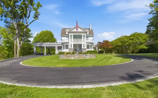 Historic Home for Sale at Auction in Bristol TN