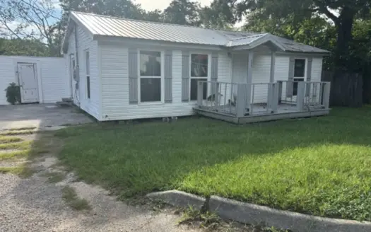 Home For Sale in Hartford, Alabama