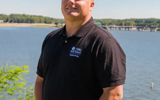 agent profile picture for Chad Madison on Homes For Sale website