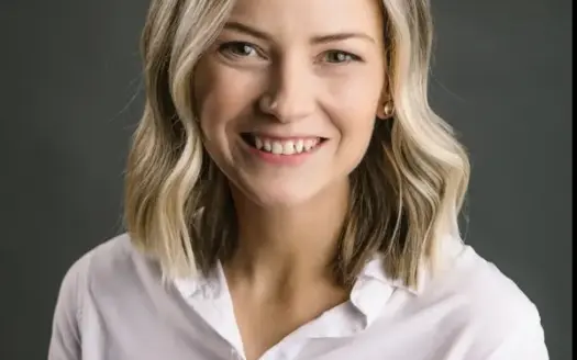 agent profile picture for Kelsey Carter on Homes For Sale website
