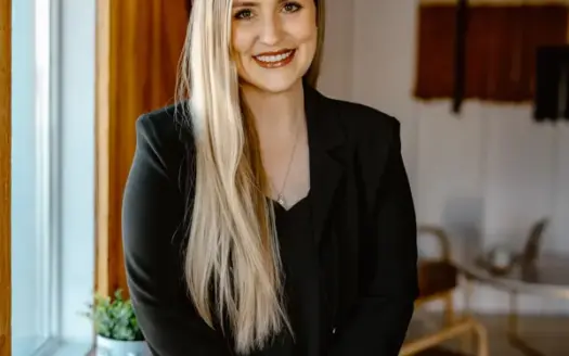 agent profile picture for Kirsten Voegel on Homes For Sale website
