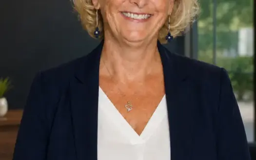 agent profile picture for Mardy Stewart on Homes For Sale website