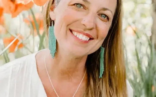 agent profile picture for Mindi Clark on Homes For Sale website
