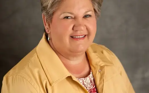 agent profile picture for Staci Davey on Homes For Sale website