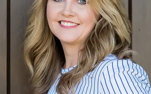 agent profile picture for Susanna Dicks on Homes For Sale website