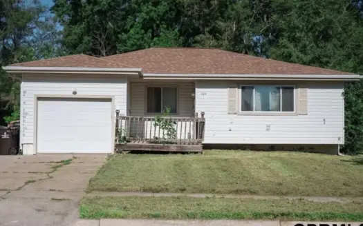Investors Special!  Hickman hope waiting for a flip.