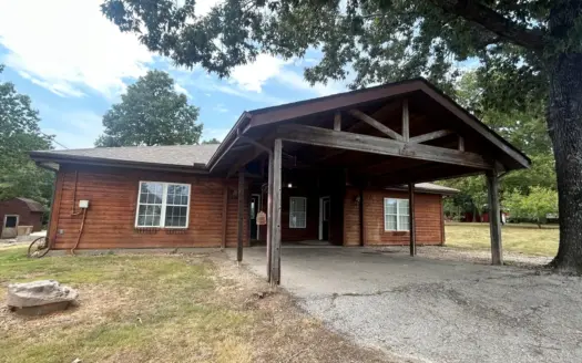 Rare In-Law Quarters + Spacious Log-Sided Home In Highland, Ar