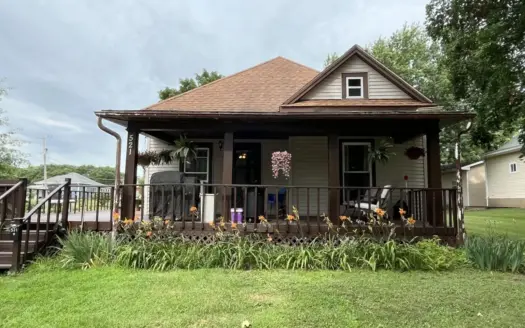 Move In Ready Albia Home For Sale