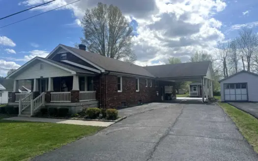 Brick Craftsman Style Home in Town – Large Lot – Liberty, KY.