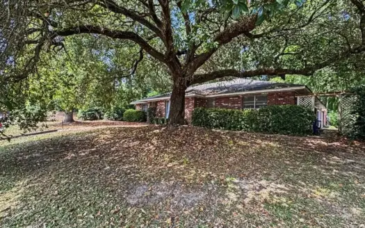 Updated Home in Natchez, MS on 0.83± Acres