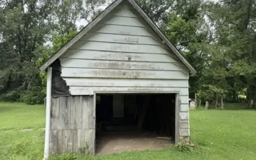 Affordable Small Town Living –  Home For Sale Weatherby Mo