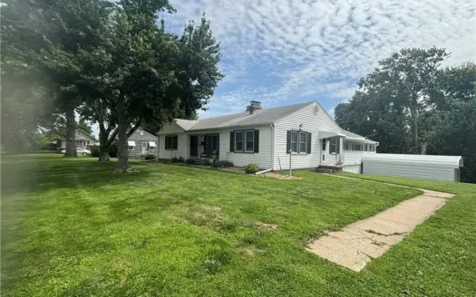 Spacious 4-Bedroom Home in St. Joseph -with Finished Basement