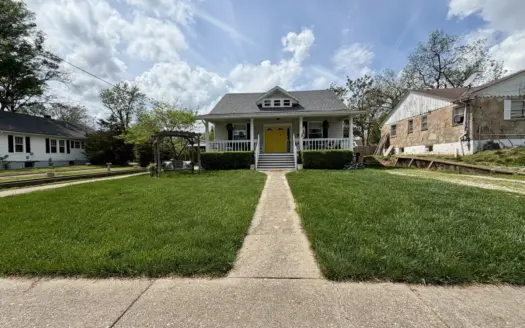 Bungalow Home for Sale in Salem, Missouri