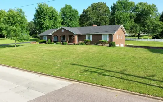 4 Bedroom Custom Brick Home for Sale in Salem, Missouri