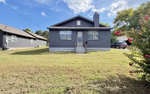 Fully Renovated 3-Bed Brick Home for Sale in Salem, MO