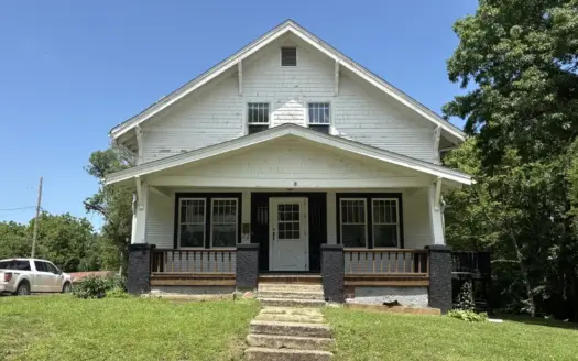 Three Bedroom, Two Bath House for Sale in Bethany, MO