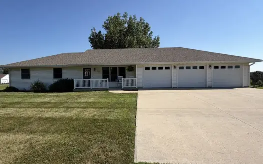 Home For Sale in Daily Addition – Bethany, MO