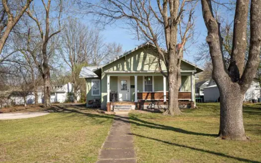Updated Lamar Missouri Home in Town for Sale, Barton County MO