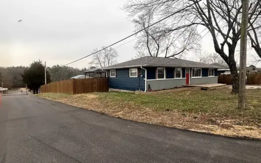 4 Bedroom Home On Corner Lot In Winona For Sale