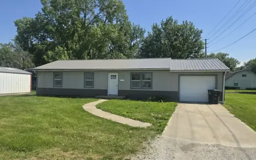 3 Bedroom Home For Sale in Unionville, Missouri