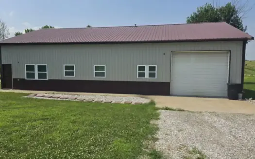 Four Bedroom Home For Sale in Coatsville, Missouri