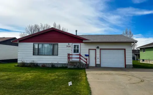 Malta, Montana Home With Shop & Garage