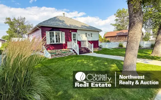 Move-In Ready 2-Bedroom Home in Malta, MT with Bonus Rooms & Larg