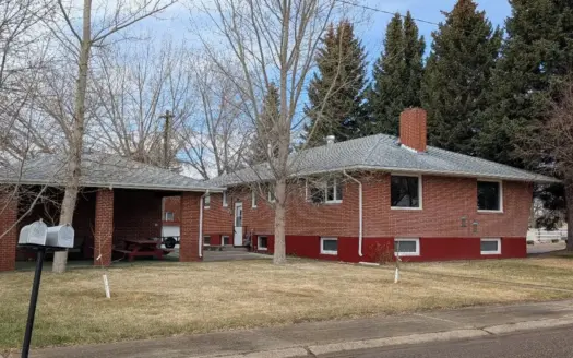 Brick Home W Gazebo 4 Car Garage Seller Concessions FIREPLACES