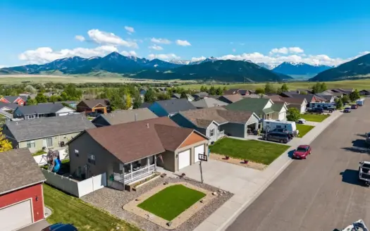 812 Pleaides, Livingston Mt 59047