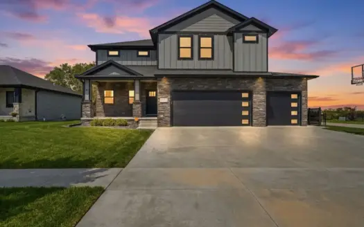 2 Story better than new home in Terrace View Dev. in Hickman