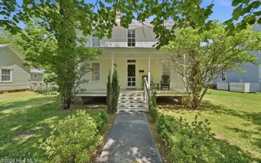 Charming Home For Sale in Edenton, North Carolina
