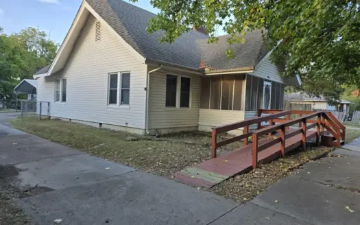 Investment Property Absolute Auction NW Miami OK